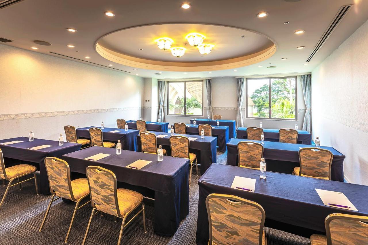 Ana Holiday Inn Resort Miyazaki By Ihg מראה חיצוני תמונה