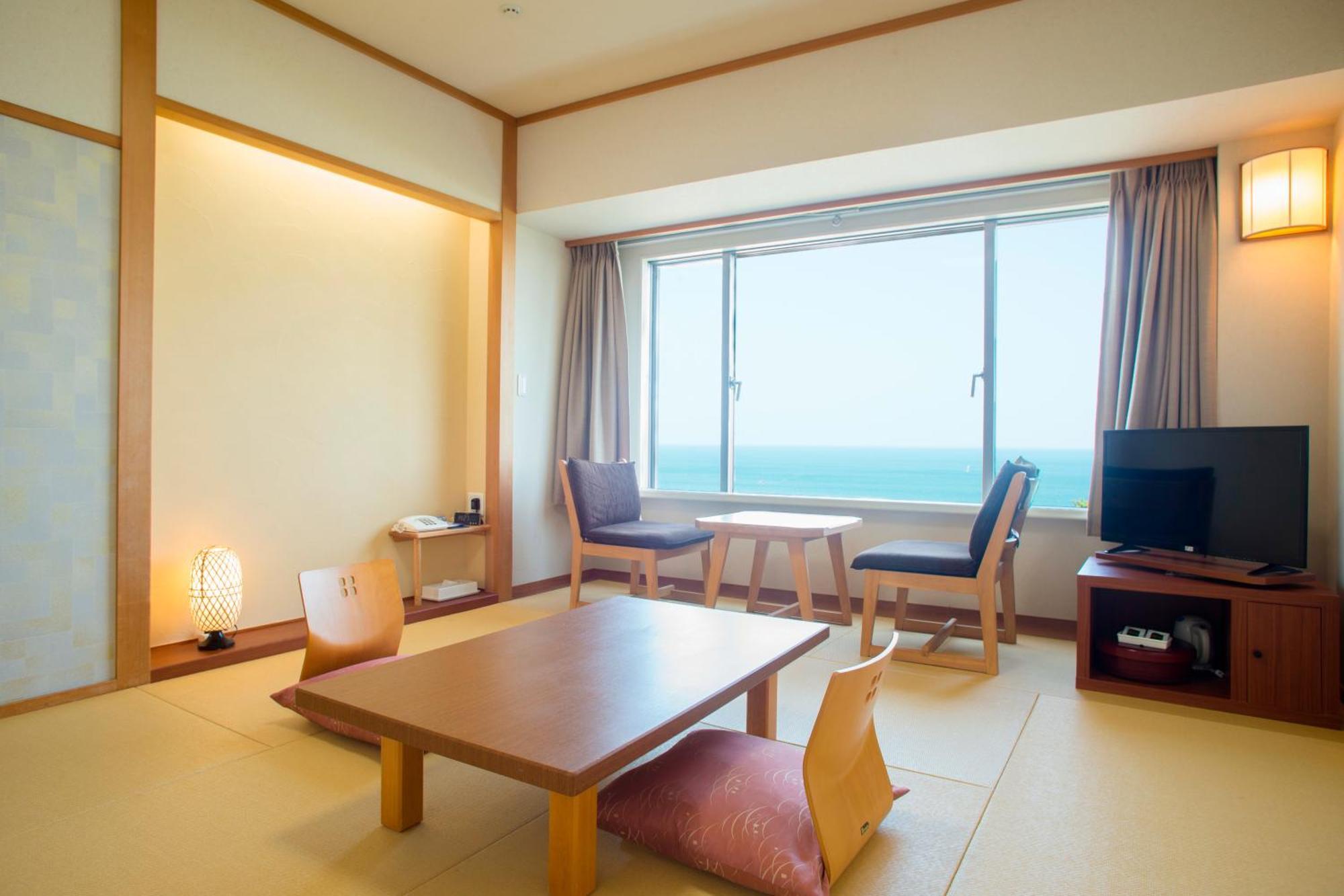 Ana Holiday Inn Resort Miyazaki By Ihg מראה חיצוני תמונה